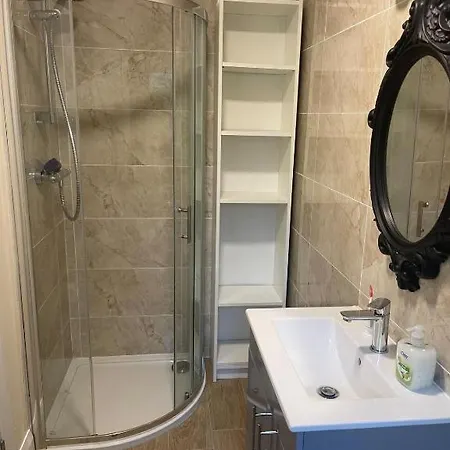 Beechwood - B בית נופש *